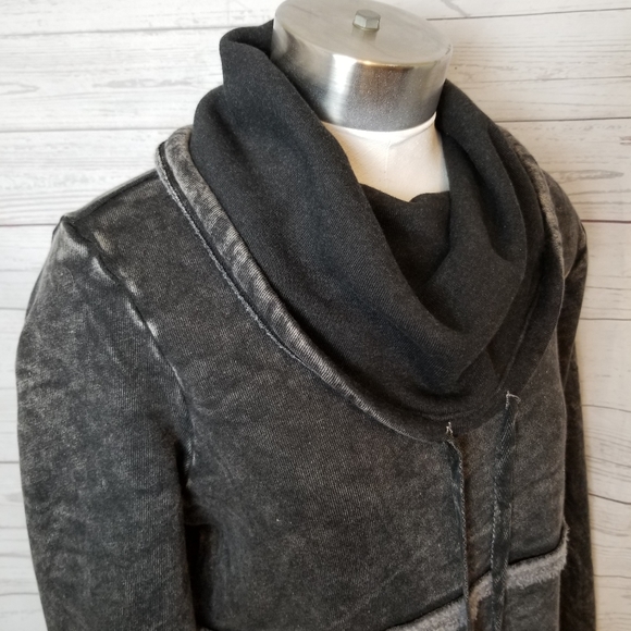 Beau Jours Fleece Aine Sweatshirt - Picture 4 of 8